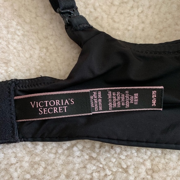 Victoria’s Secret Push-Up Bra - Picture 6 of 8